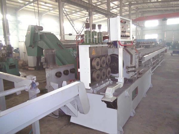 Semi Automatic Brass Bar Peeler Semi Automatic Brass Bar Peeler