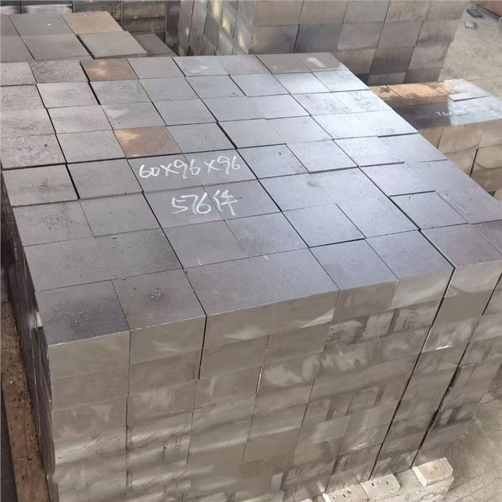 Well Known High-accuracy CNC Sawing And Milling Machine Well Known High-accuracy CNC Sawing And Milling Machine